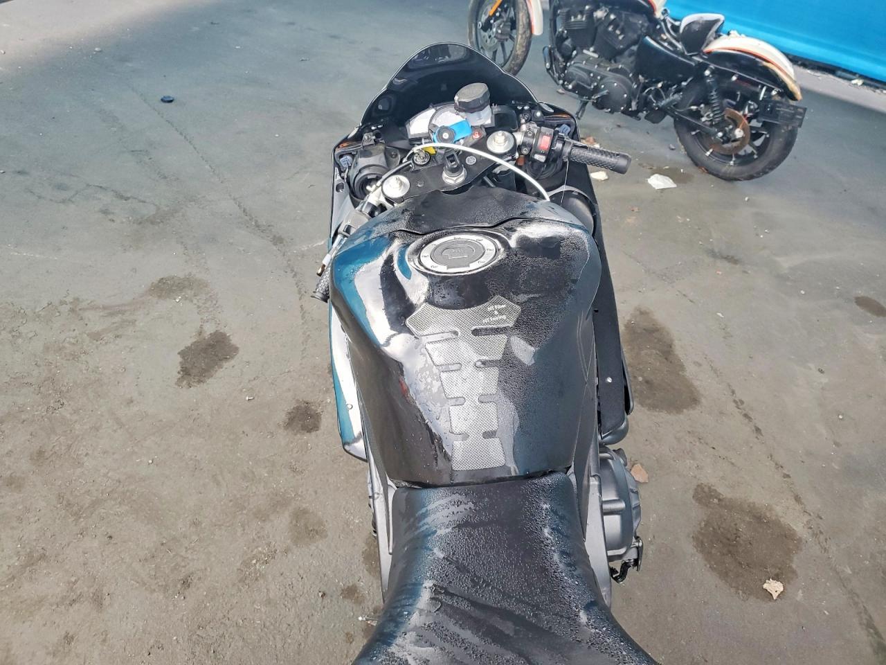 2007 Yamaha Yzfr1 - Фото 6