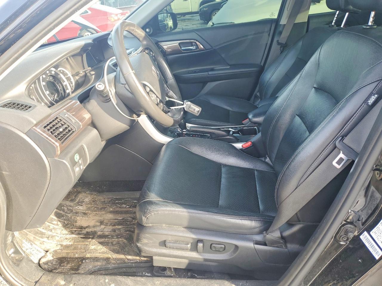 2016 Honda Accord Touring - Фото 7