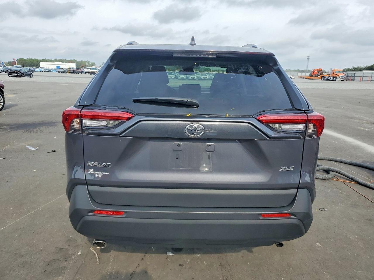 2022 Toyota Rav4 Xle - Image 6