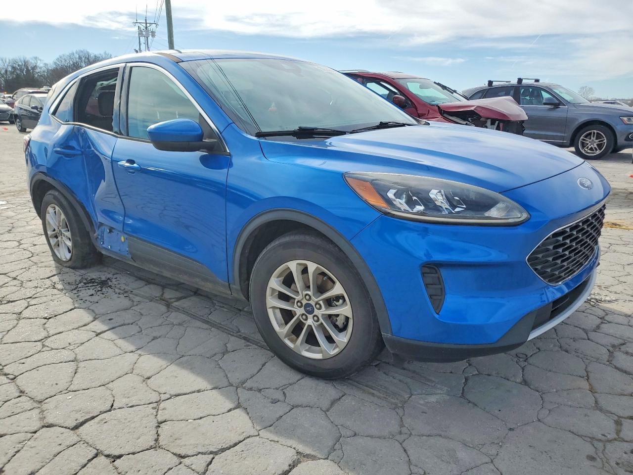 2020 Ford Escape Se - Фото 4