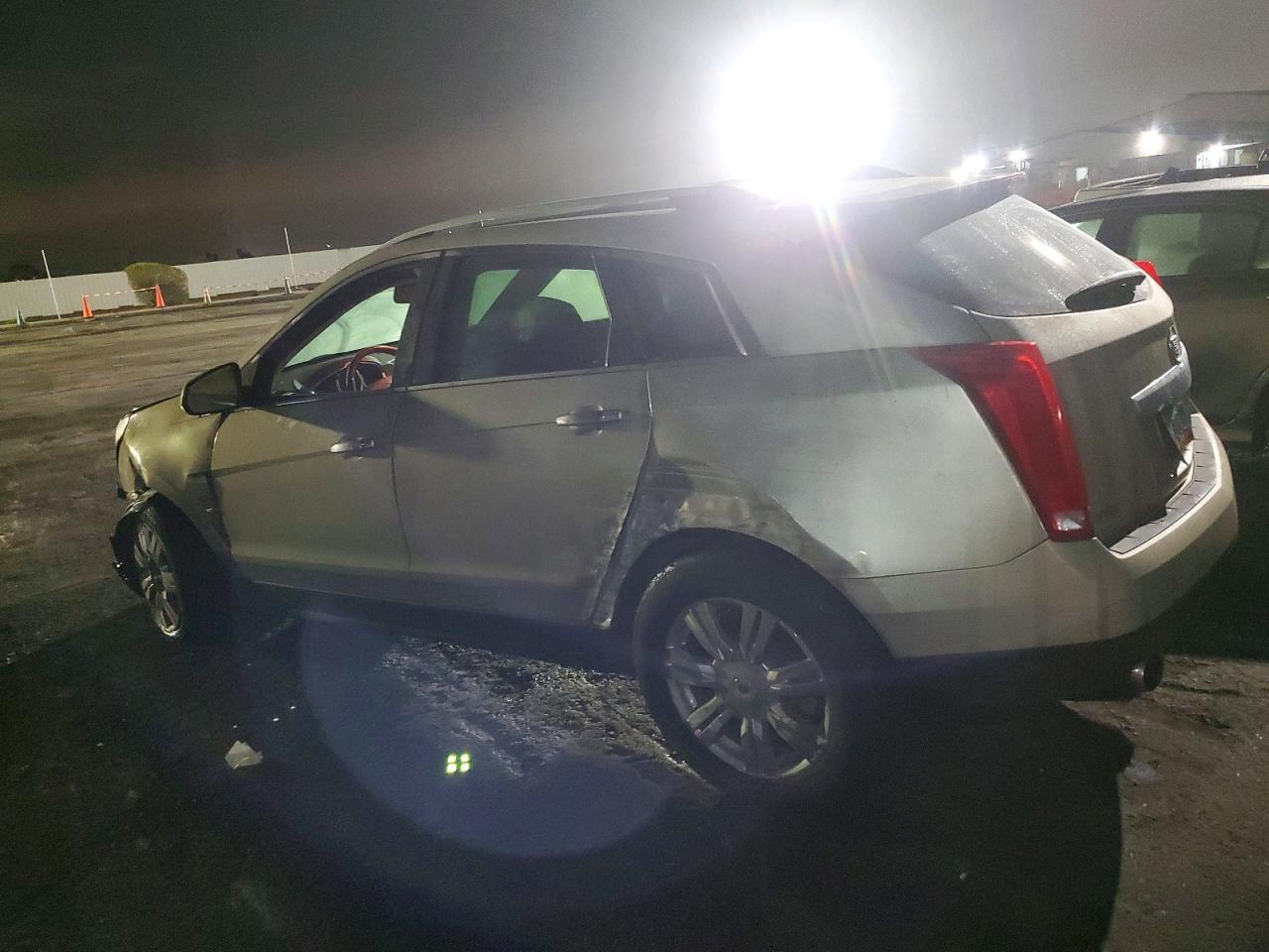 2011 Cadillac Srx Luxury - Image 2