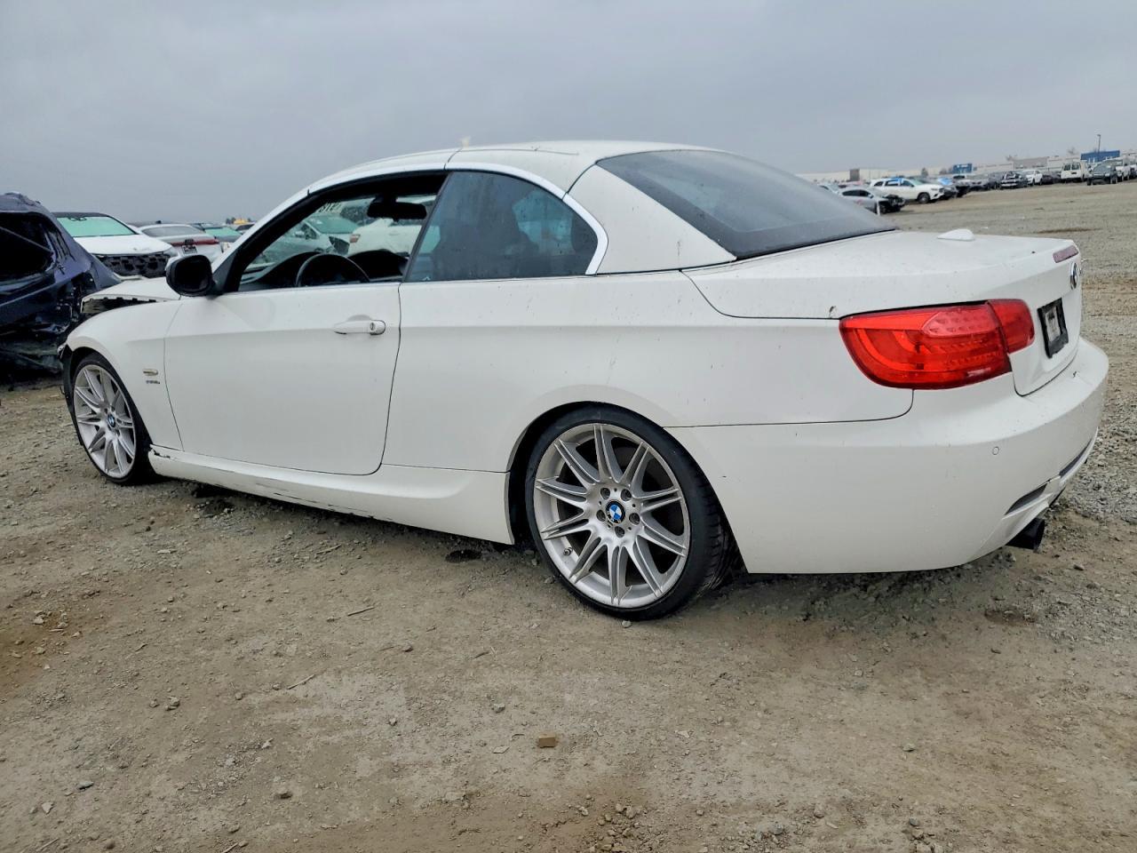 2011 BMW 335 Is - Фото 2