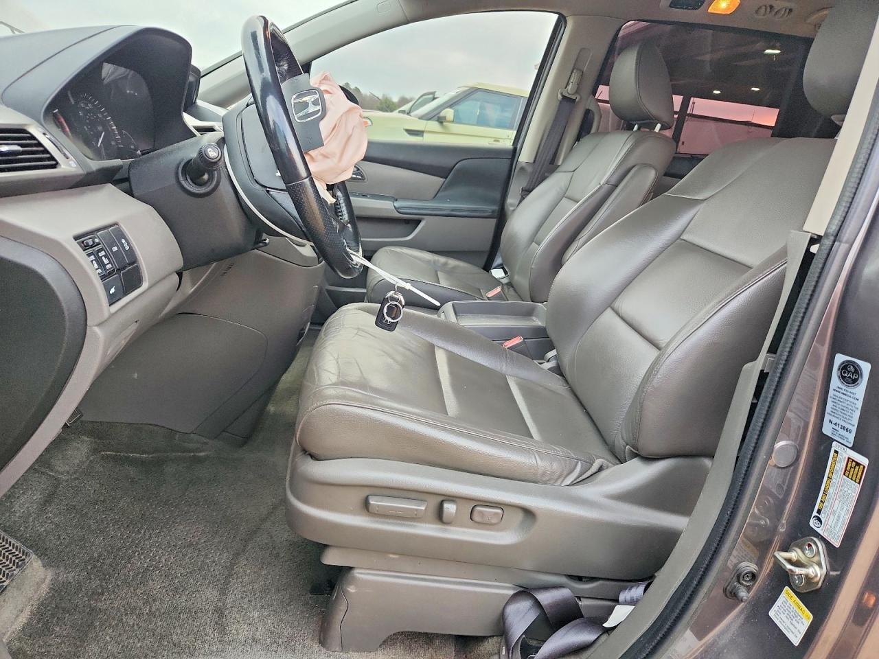 2016 Honda Odyssey - Image 7