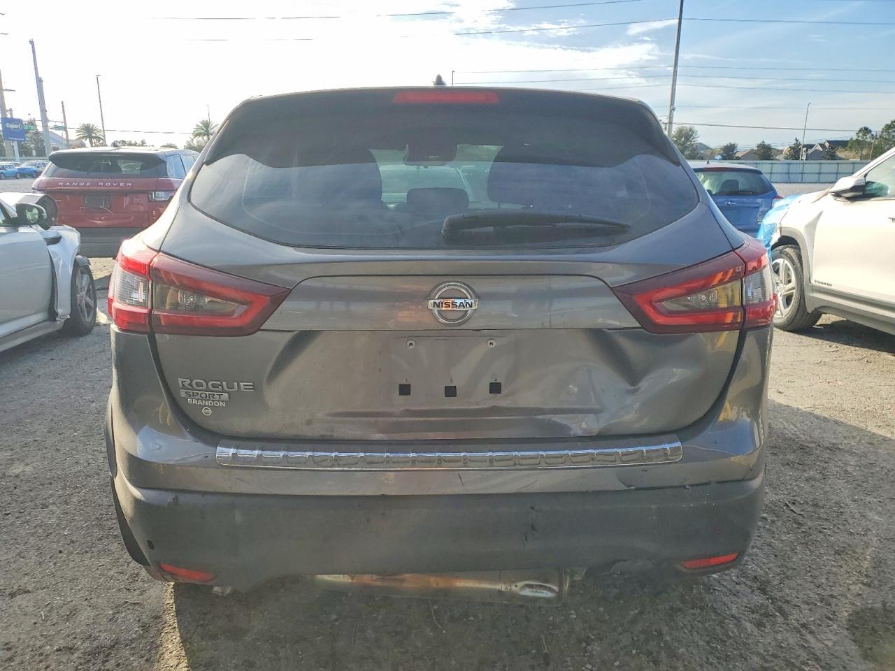 2020 Nissan Rogue Sport S - Фото 6