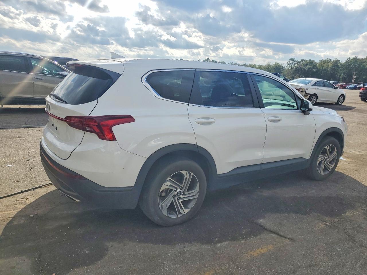 2023 Hyundai Santa Fe Se - Фото 3