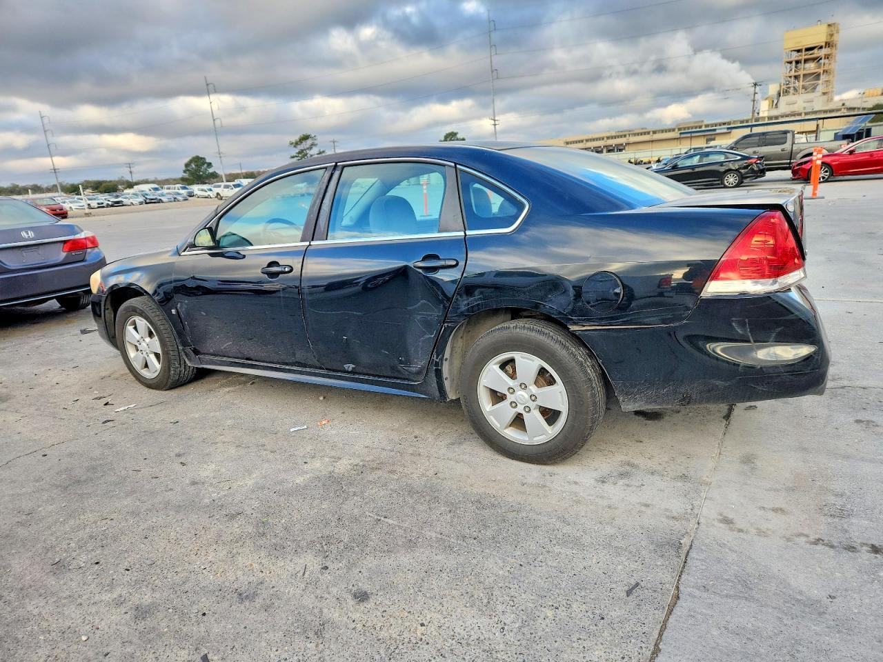 2010 Chevrolet Impala Lt - Фото 2