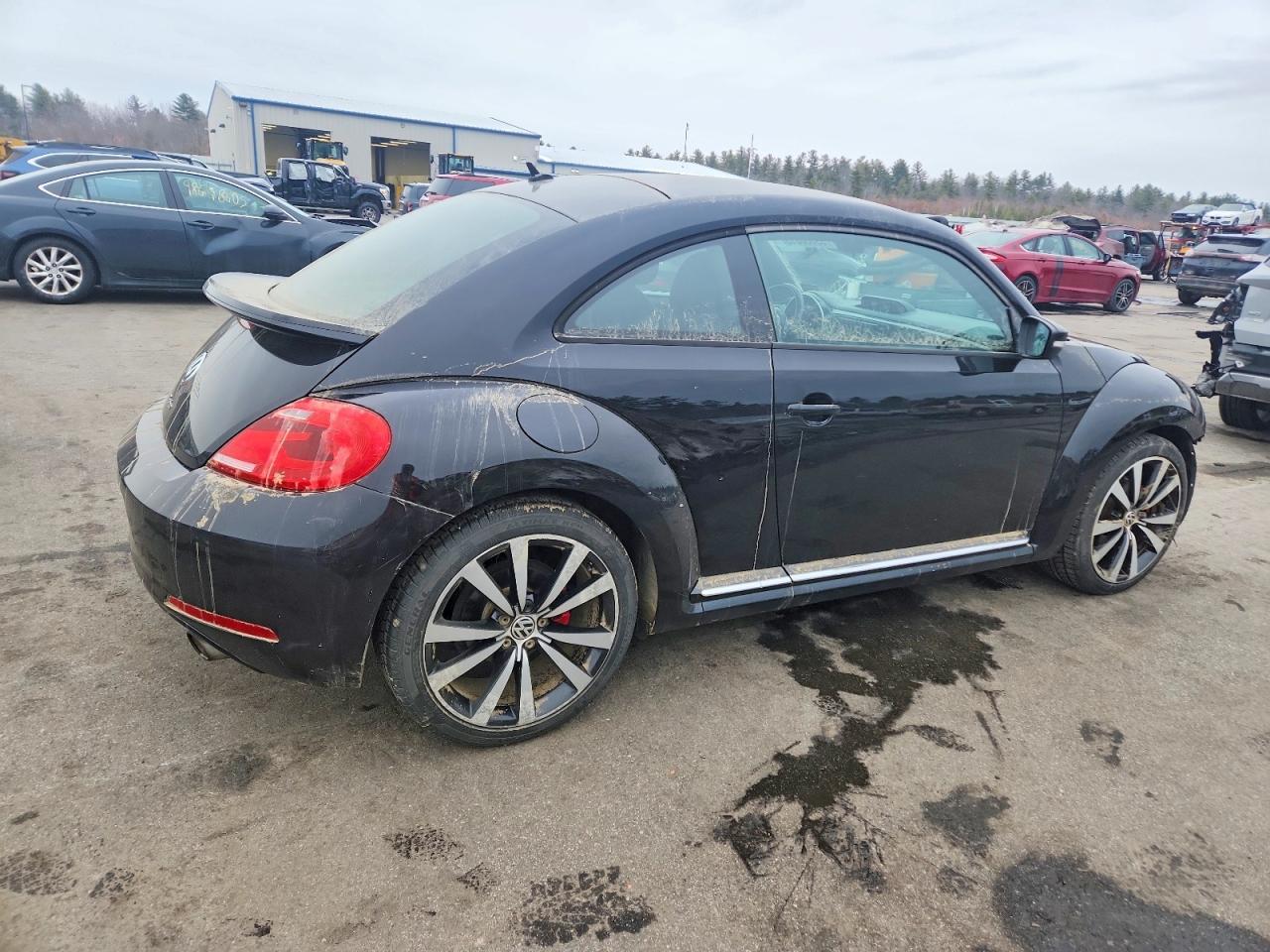 2012 Volkswagen Beetle Turbo - Фото 3