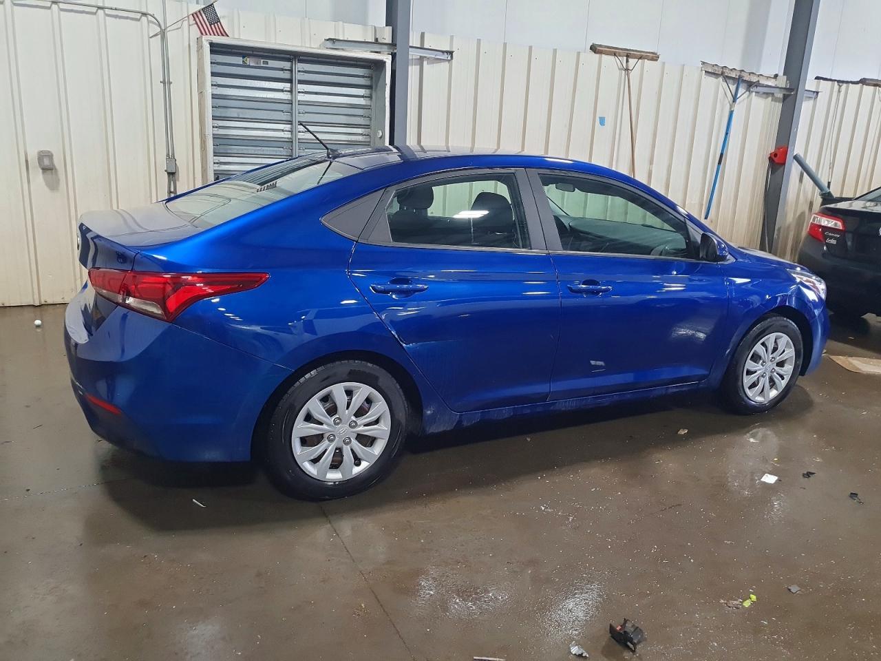 2021 Hyundai Accent Se - Image 3