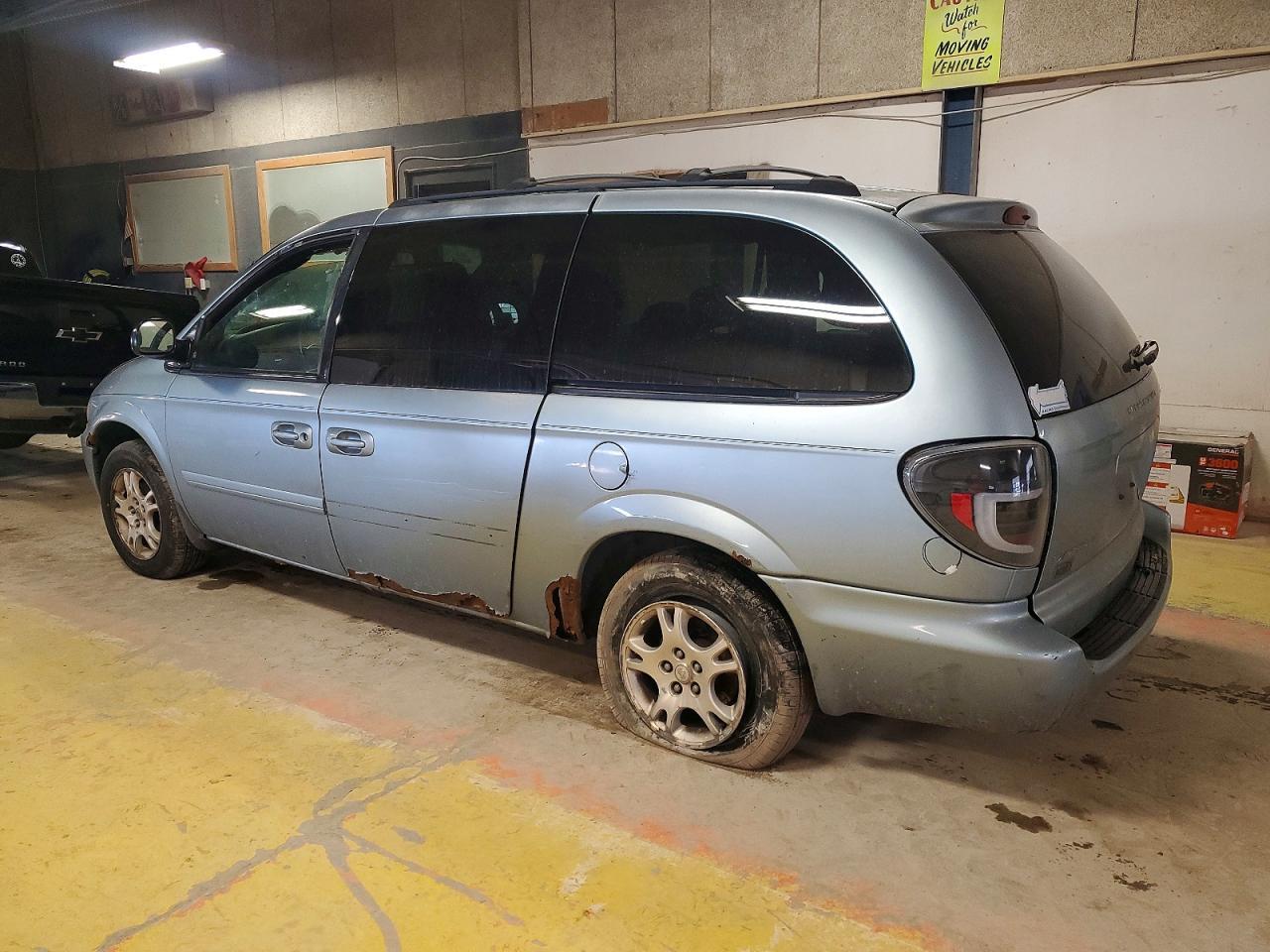 2004 Dodge Grand Caravan Sxt - Фото 2