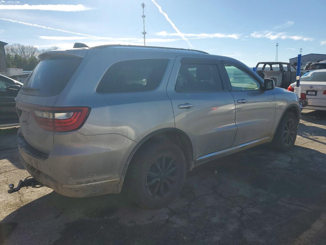 2017 Dodge Durango Sxt - Image 3
