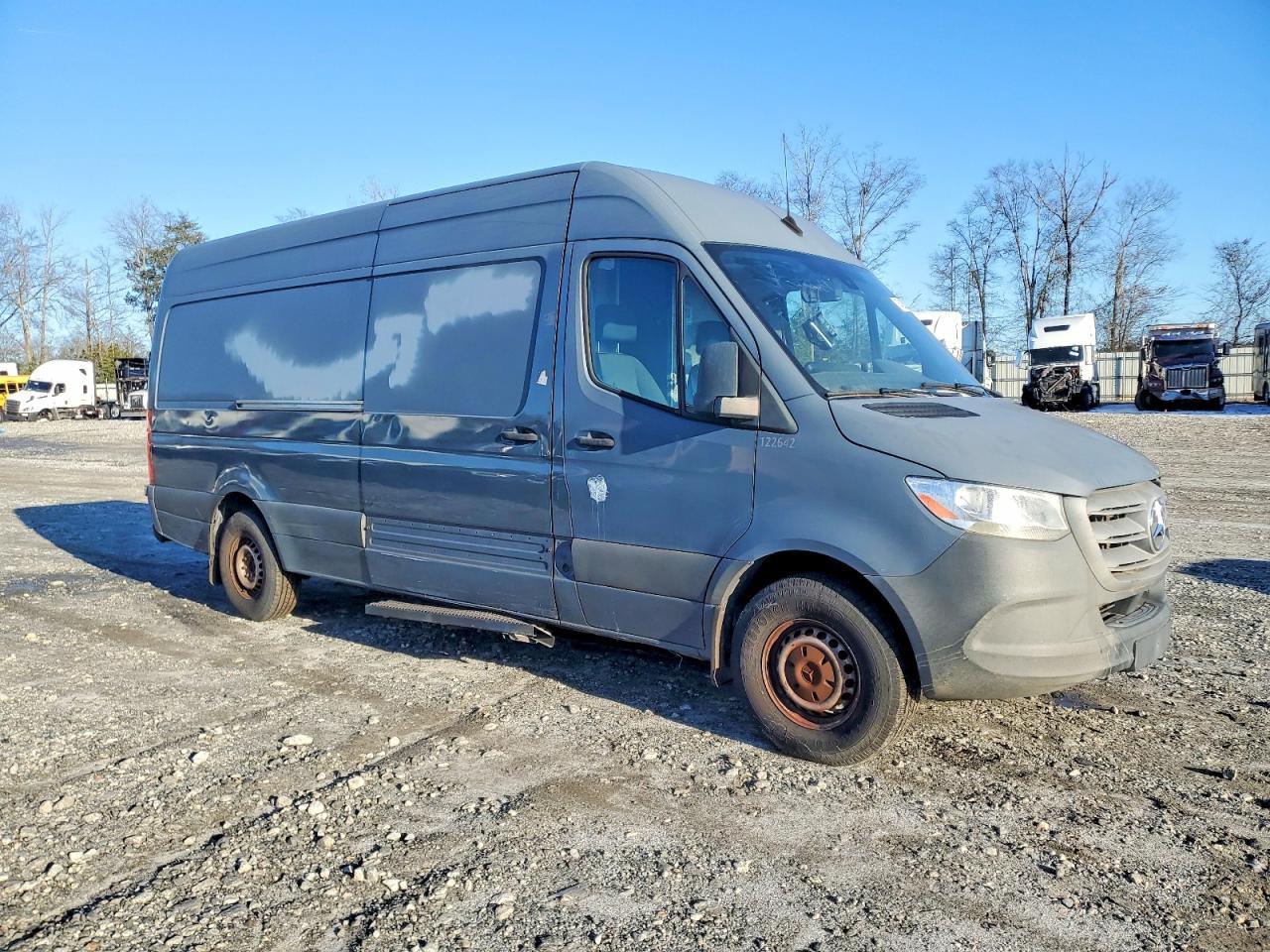 2019 Mercedes Benz Sprinter 2500 Delivery Van - Фото 4