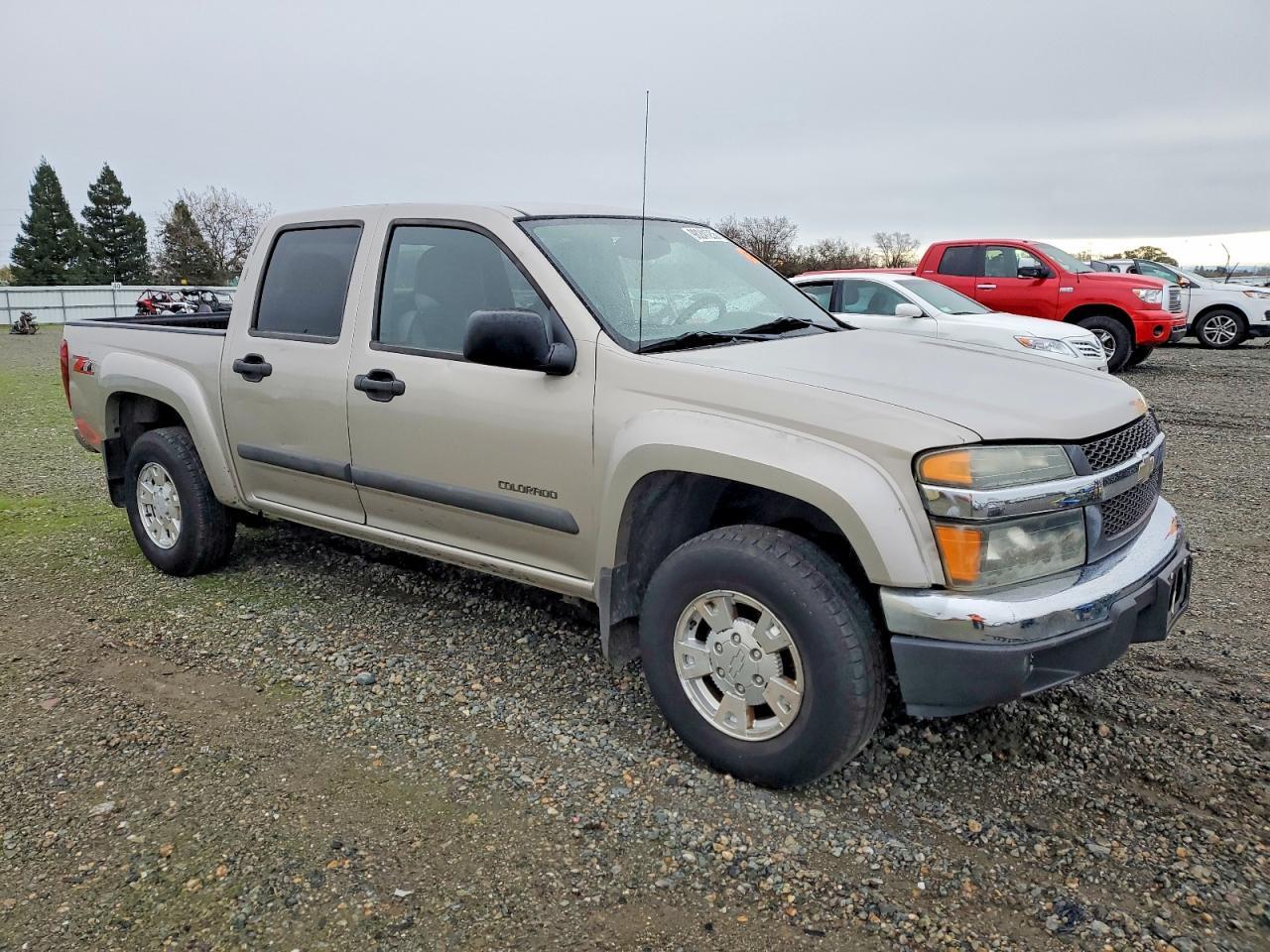 2004 Chevrolet Colorado - Фото 4