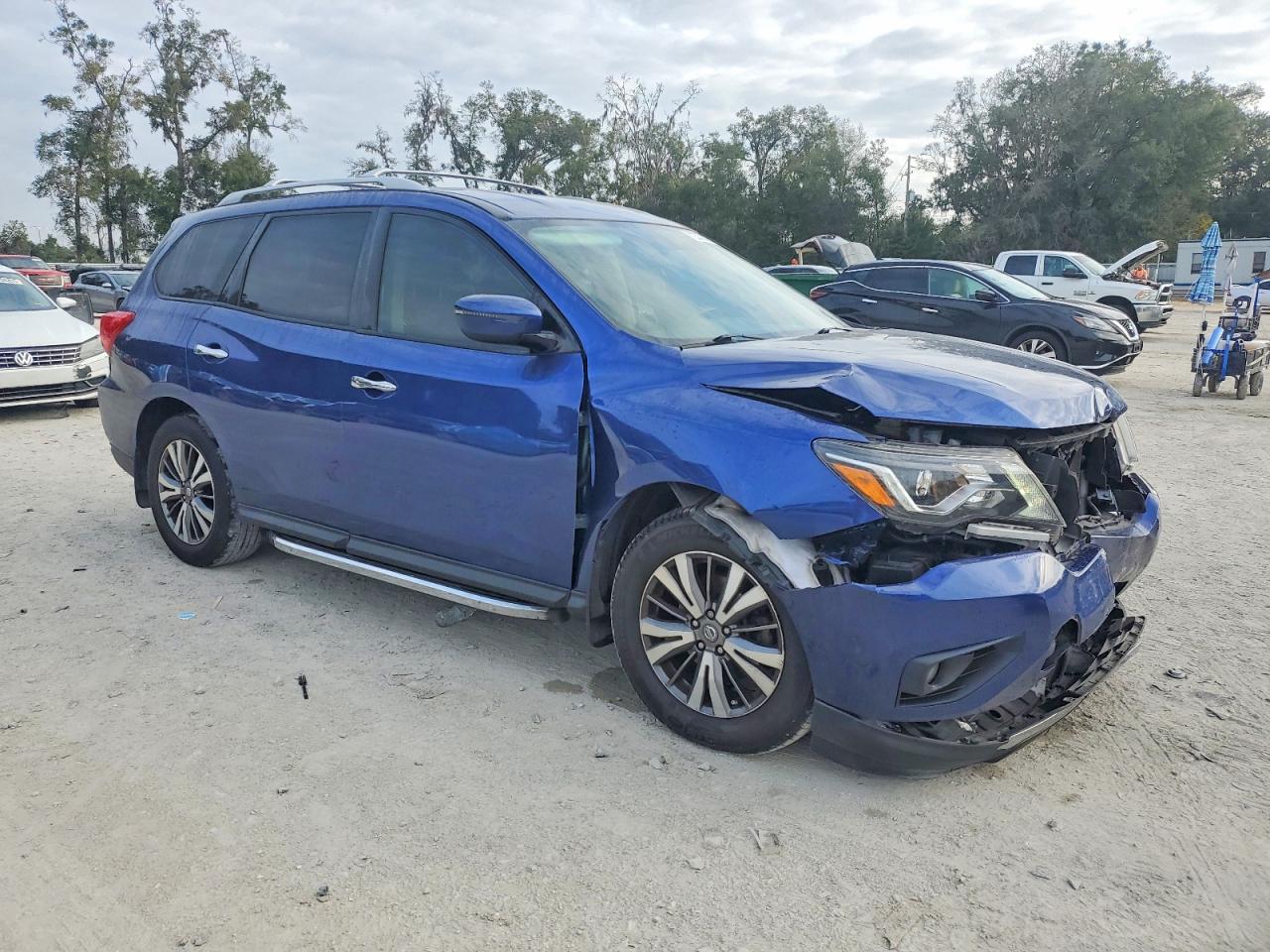 2020 Nissan Pathfinder Sv - Фото 4