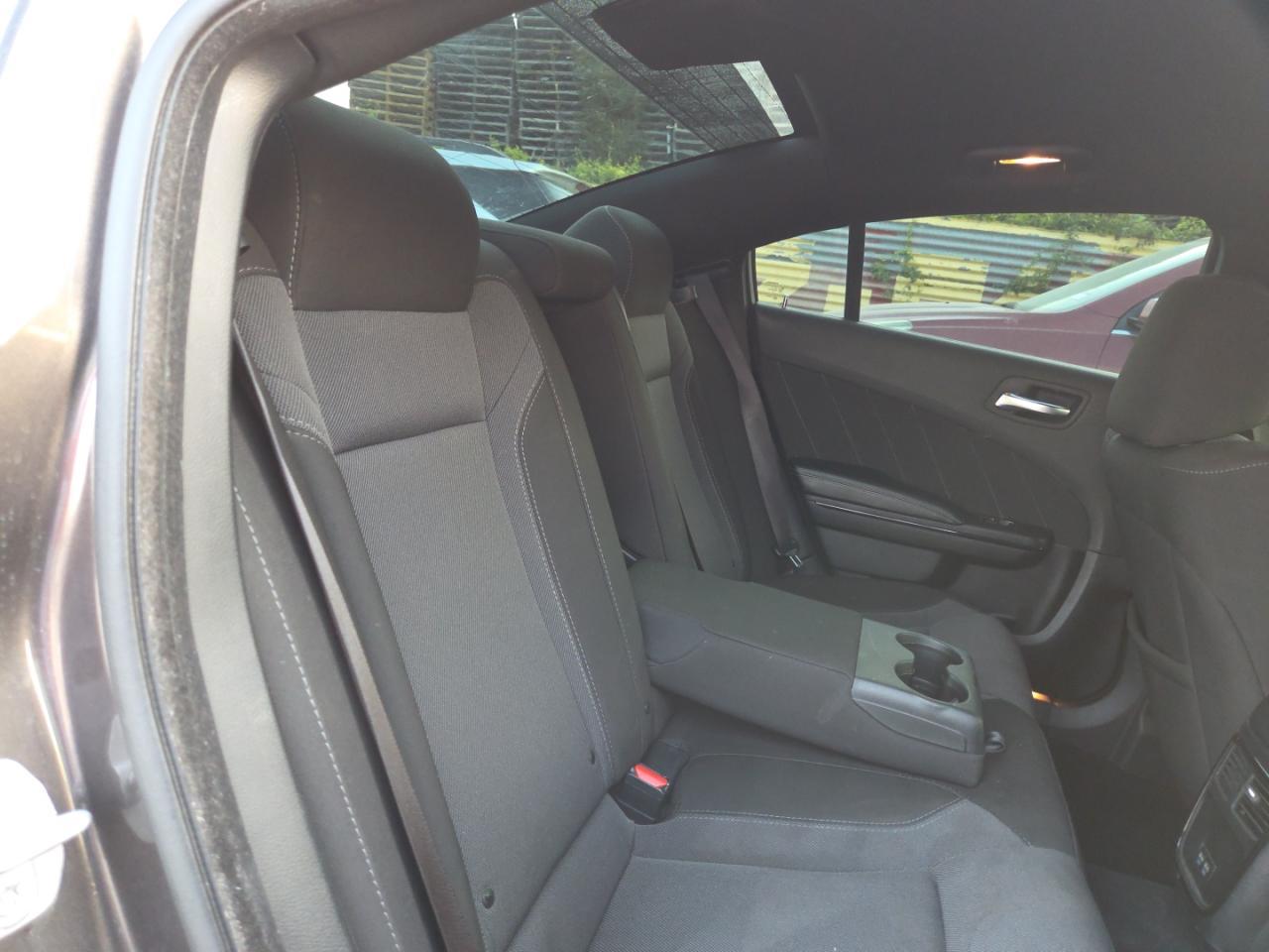 2021 Dodge Charger Sxt - Image 6