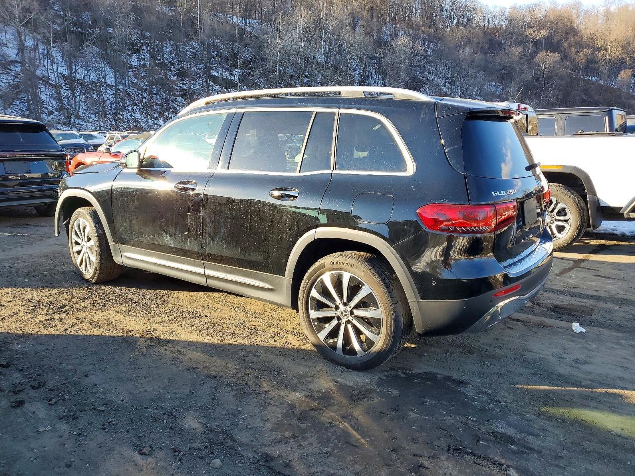 2023 Mercedes-Benz Glb 250 4Matic - Image 2