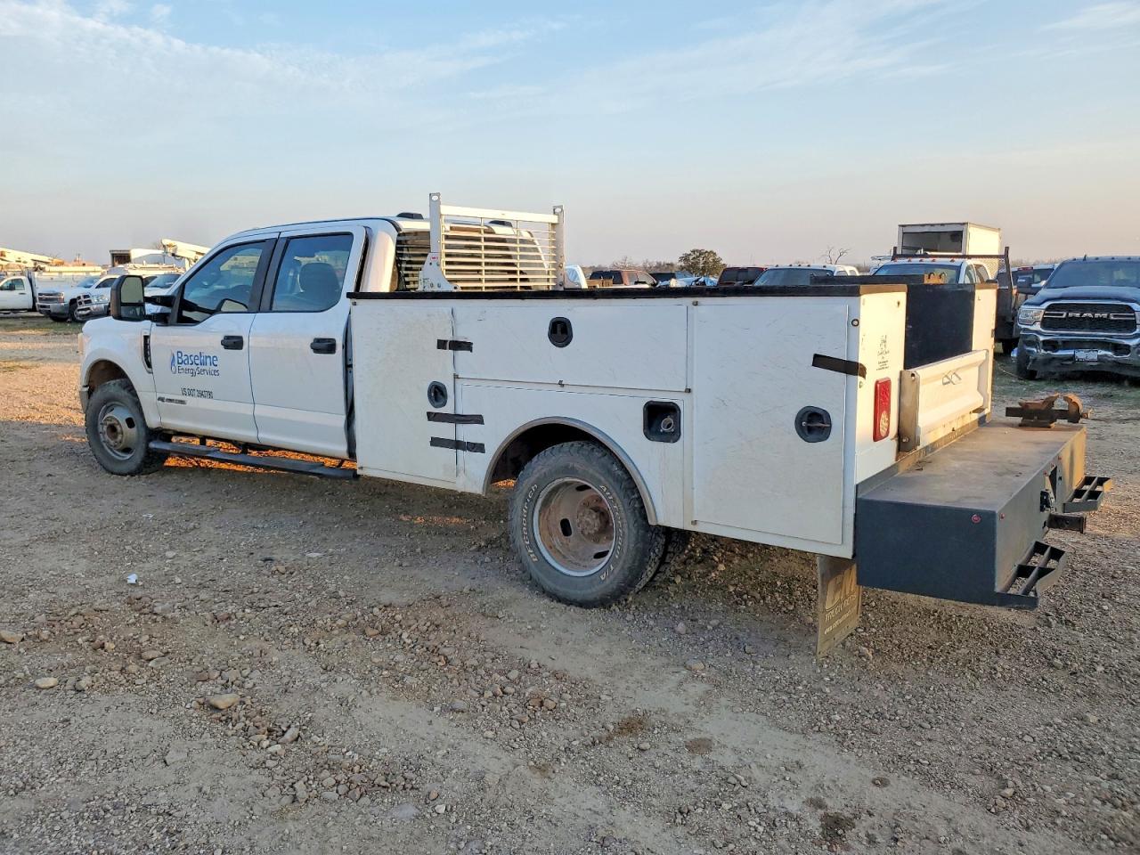 2021 Ford F350 Super - Image 2