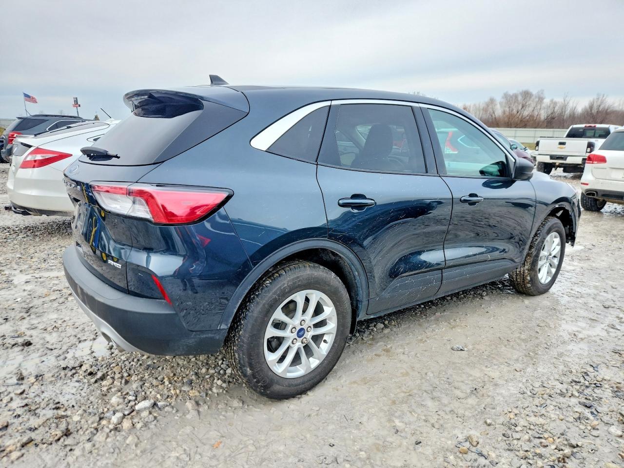 2022 Ford Escape Se - Фото 3