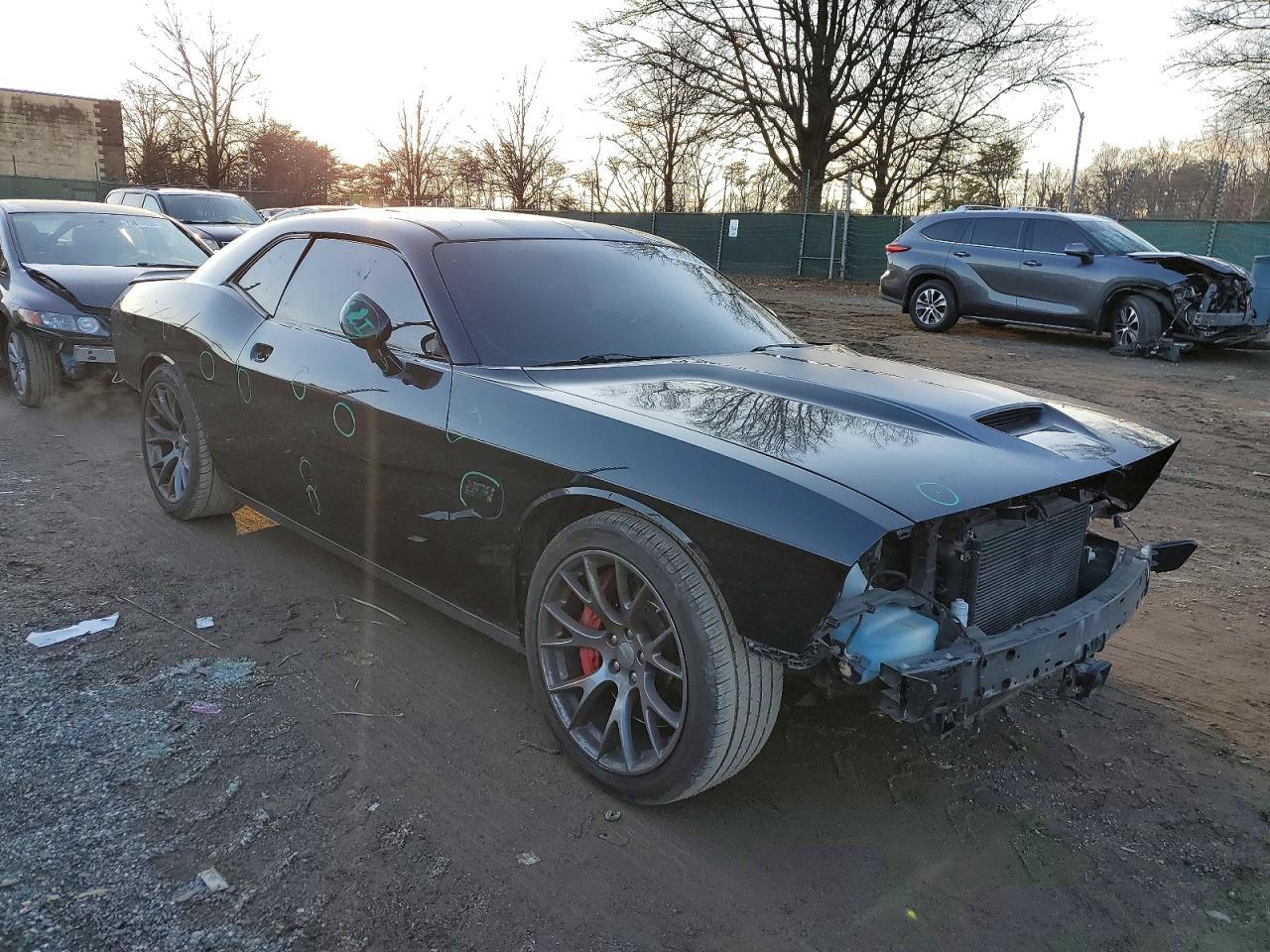 2015 Dodge Challenger Srt 392 - Image 4
