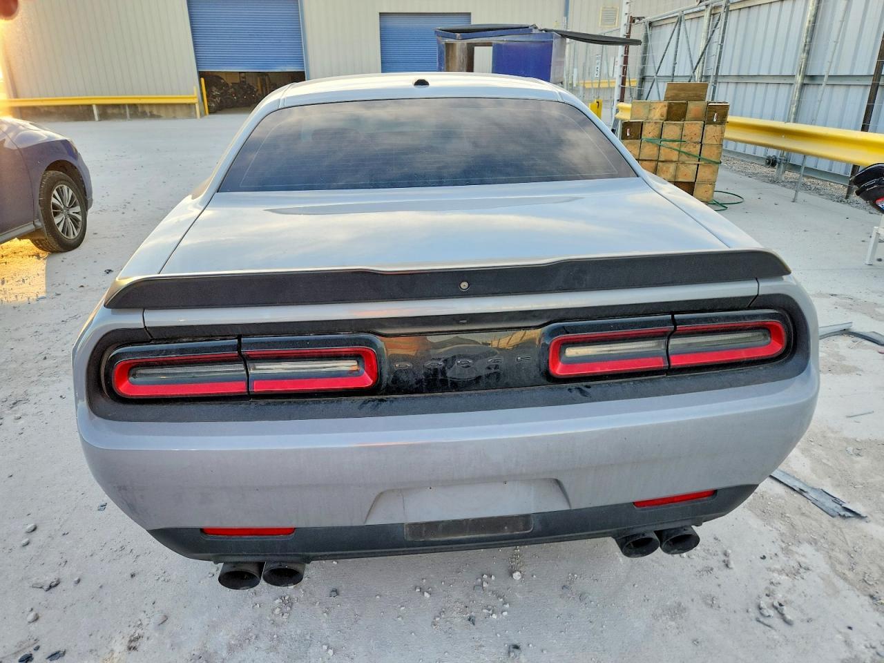 2022 Dodge Challenger Sxt - Фото 6