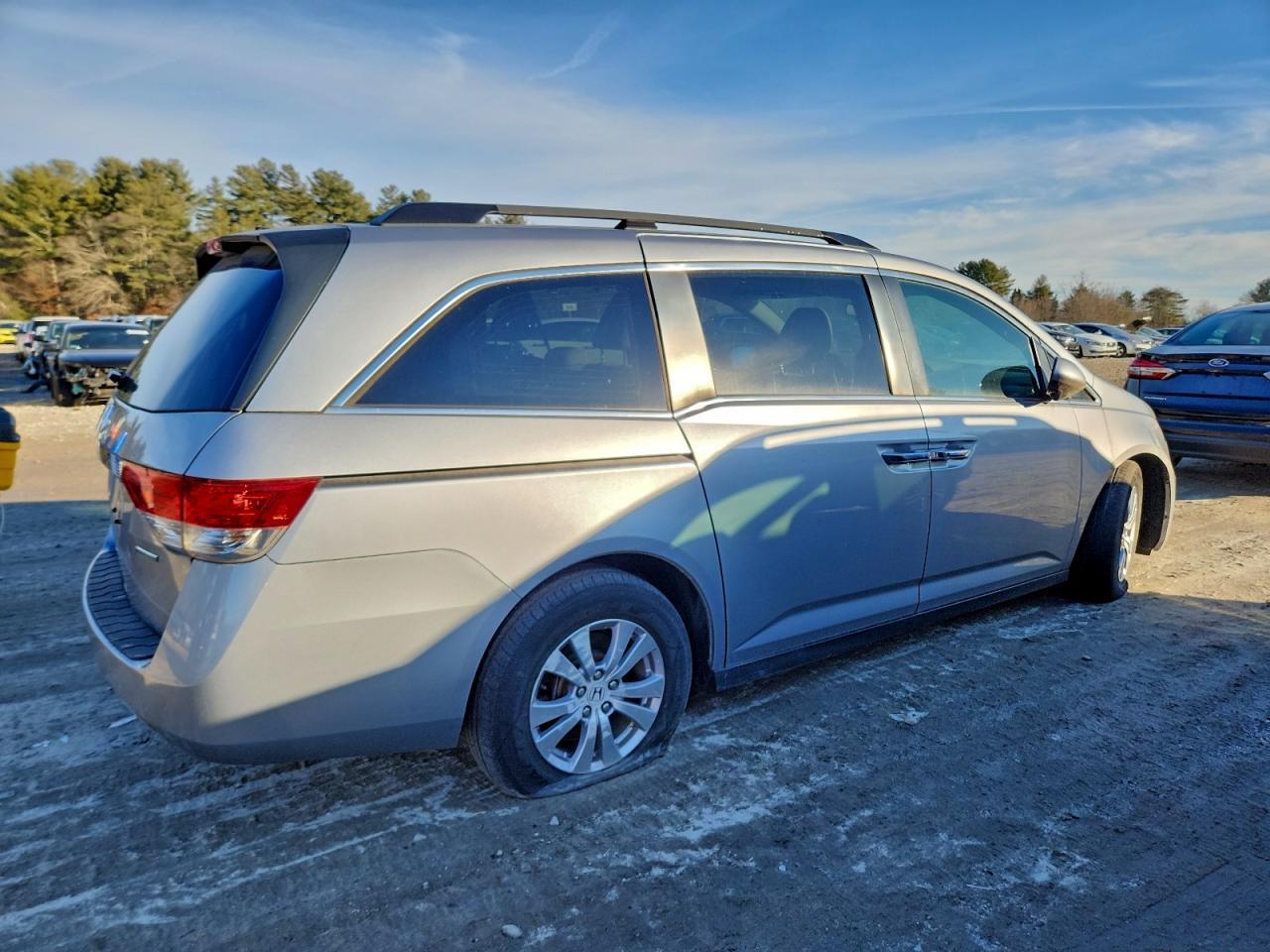 2016 Honda Odyssey Se - Фото 3