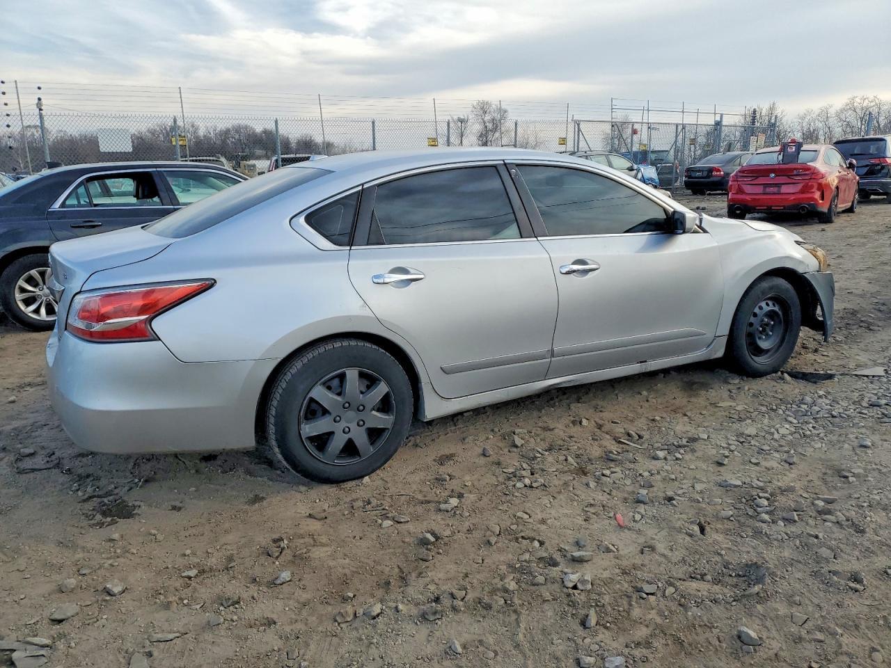 2014 Nissan Altima 2.5 - Фото 3