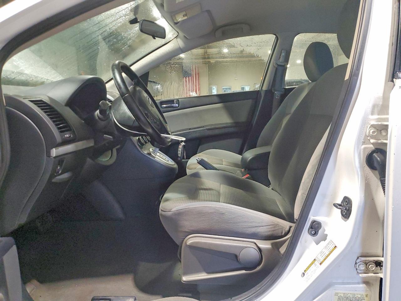 2011 Nissan Sentra 2.0 - Фото 7