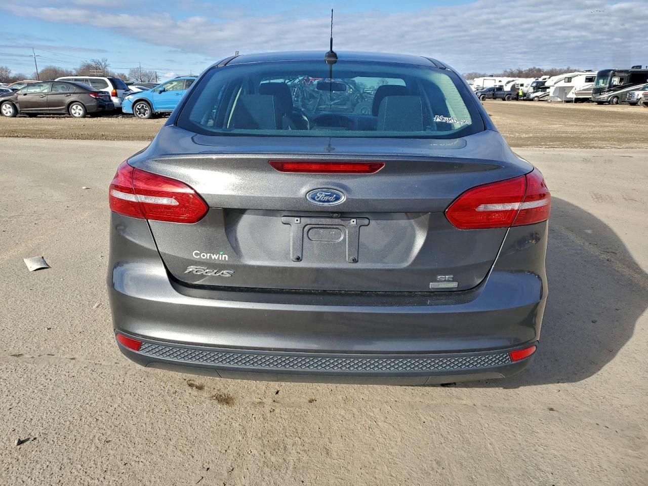 2018 Ford Focus Se - Image 6