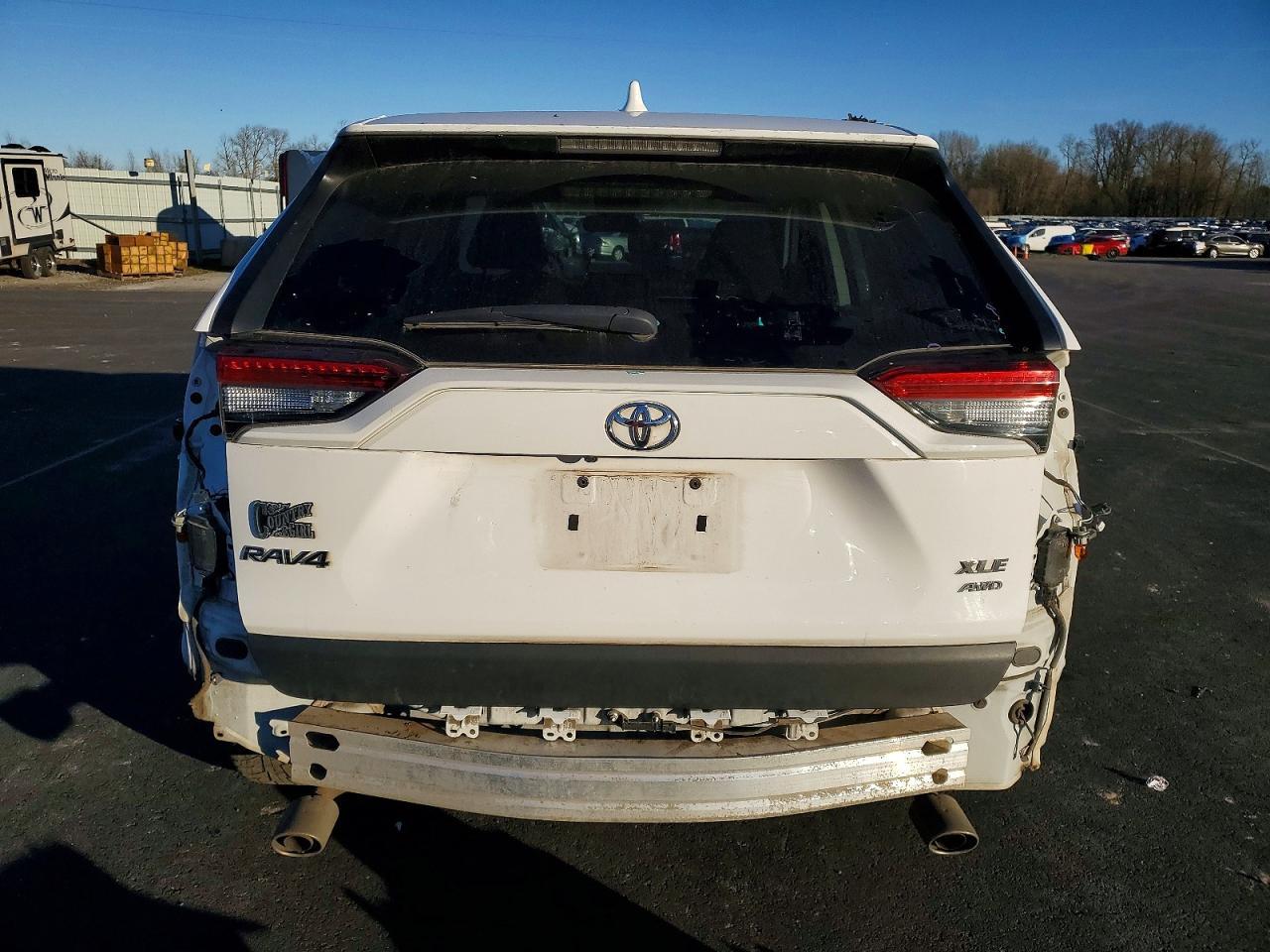 2022 Toyota Rav4 Xle - Фото 6