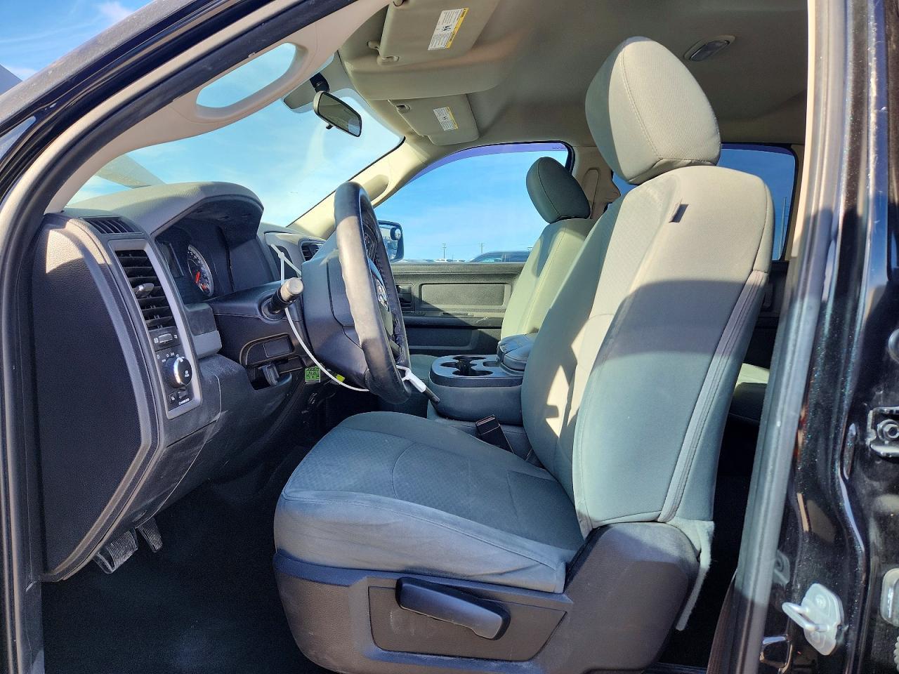 2016 Ram 1500 St - Image 7