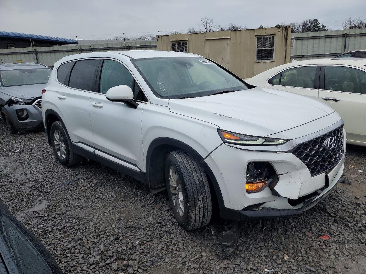 2020 Hyundai Santa Fe Se - Image 4