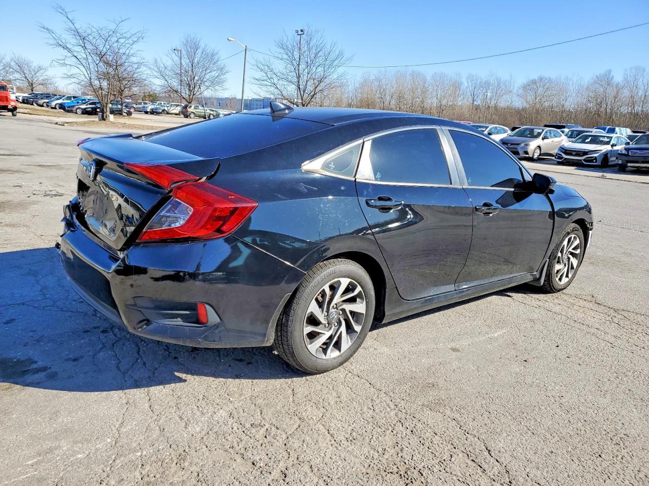 2017 Honda Civic Ex - Фото 3
