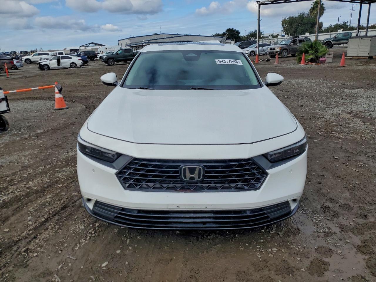 2023 Honda Accord Hybrid Exl - Image 5