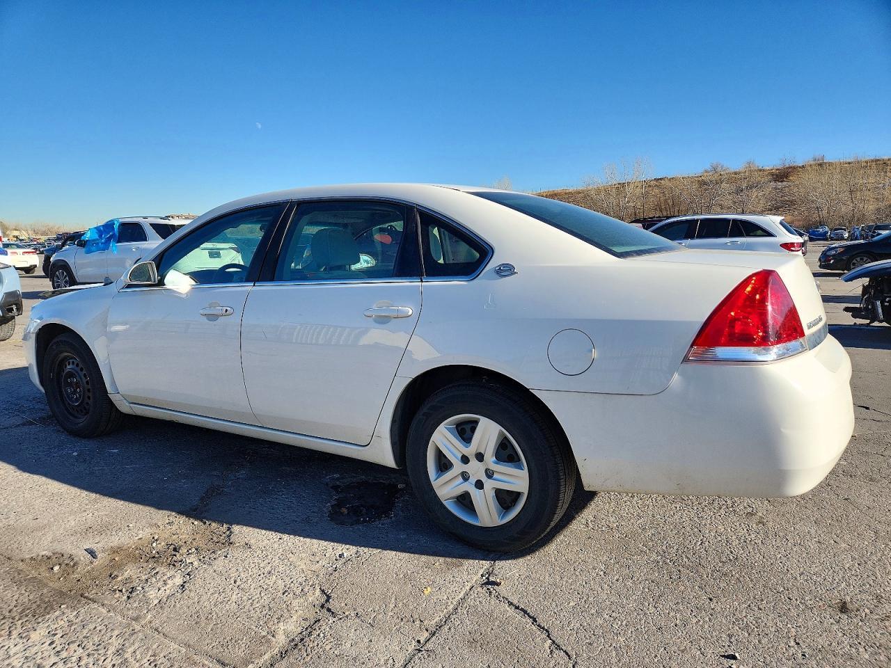 2008 Chevrolet Impala Ls - Image 2