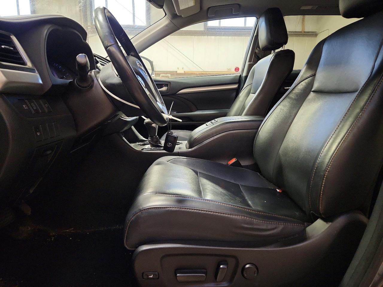 2019 Toyota Highlander Se - Фото 7