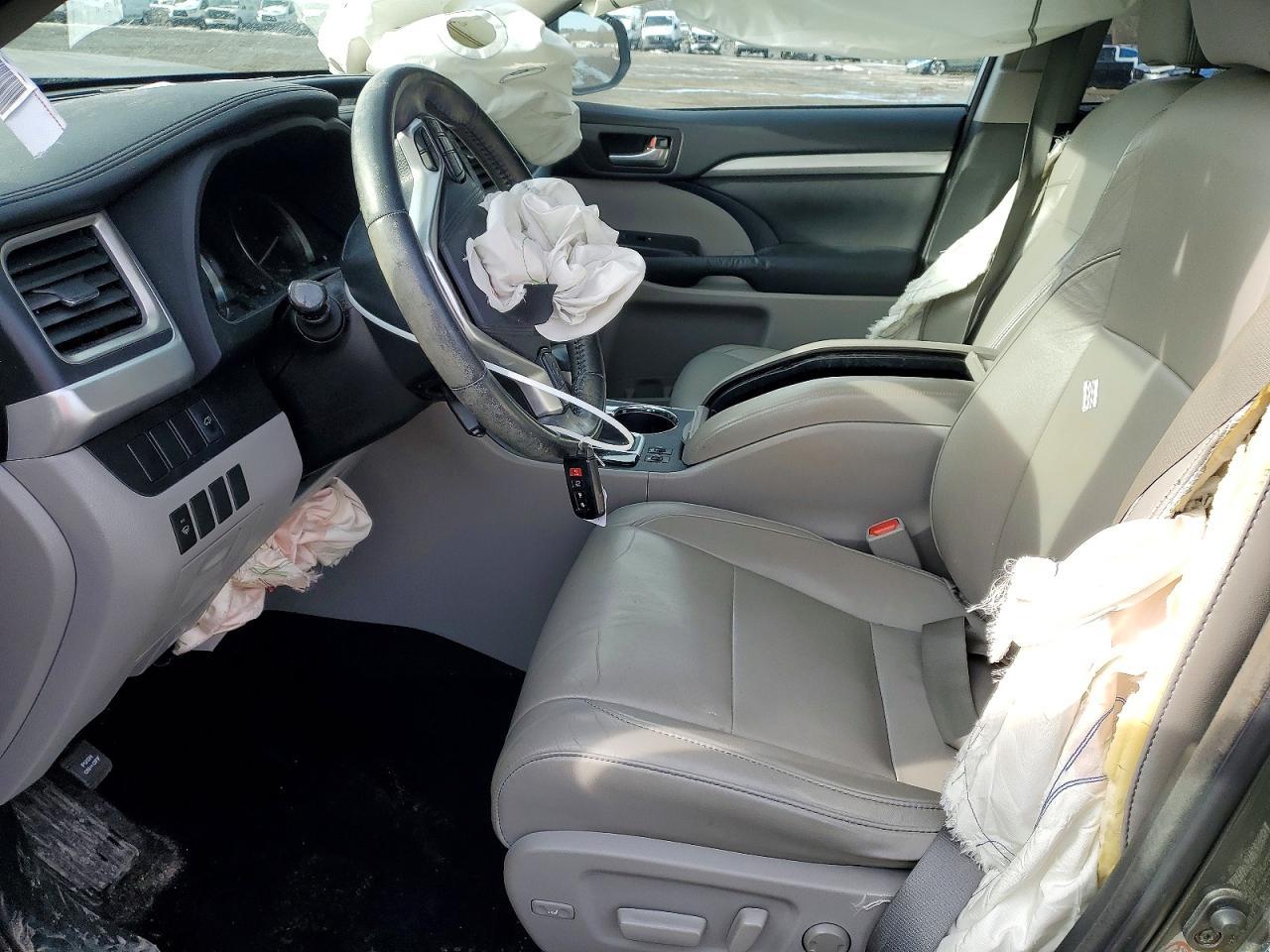 2015 Toyota Highlander Xle - Image 7