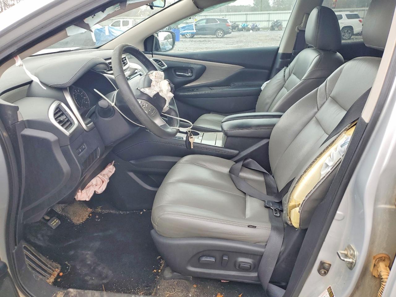 2015 Nissan Murano S - Image 7