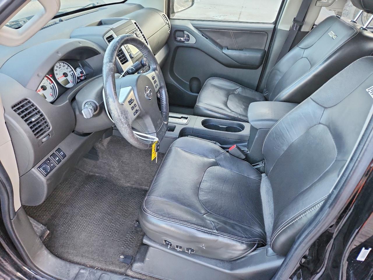 2014 Nissan Frontier Pro-4X - Image 7