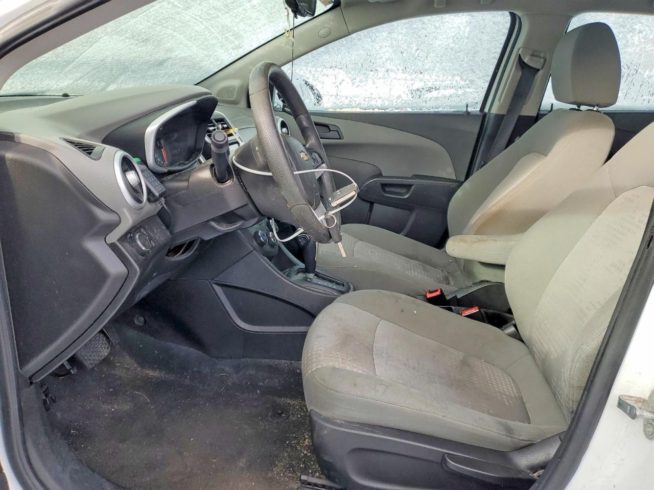 2017 Chevrolet Sonic - Image 7