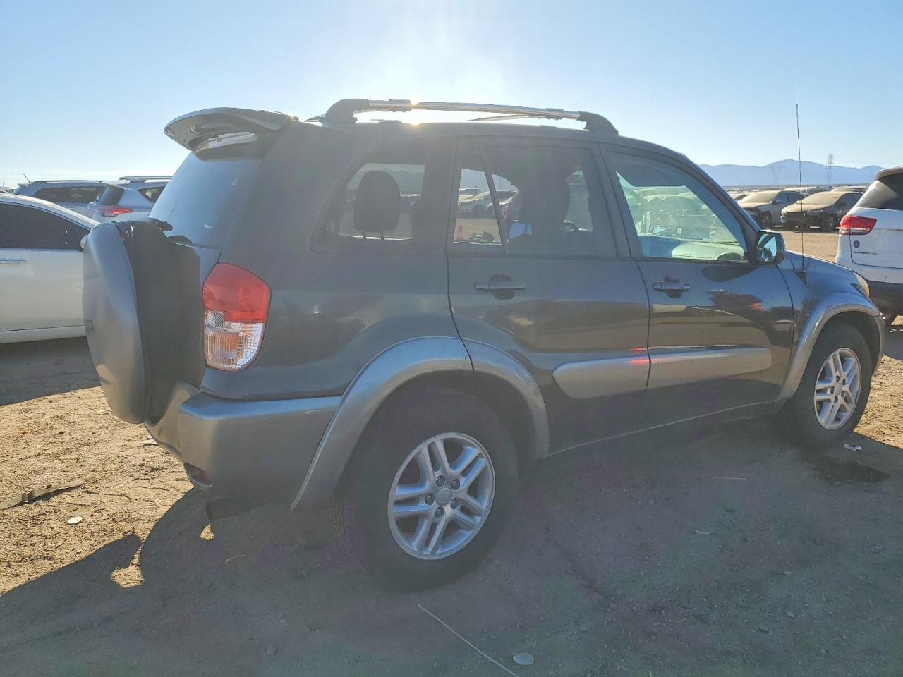2003 Toyota Rav4 Base - Фото 3