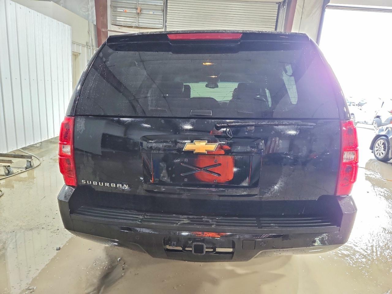 2007 Chev Suburban - Фото 6