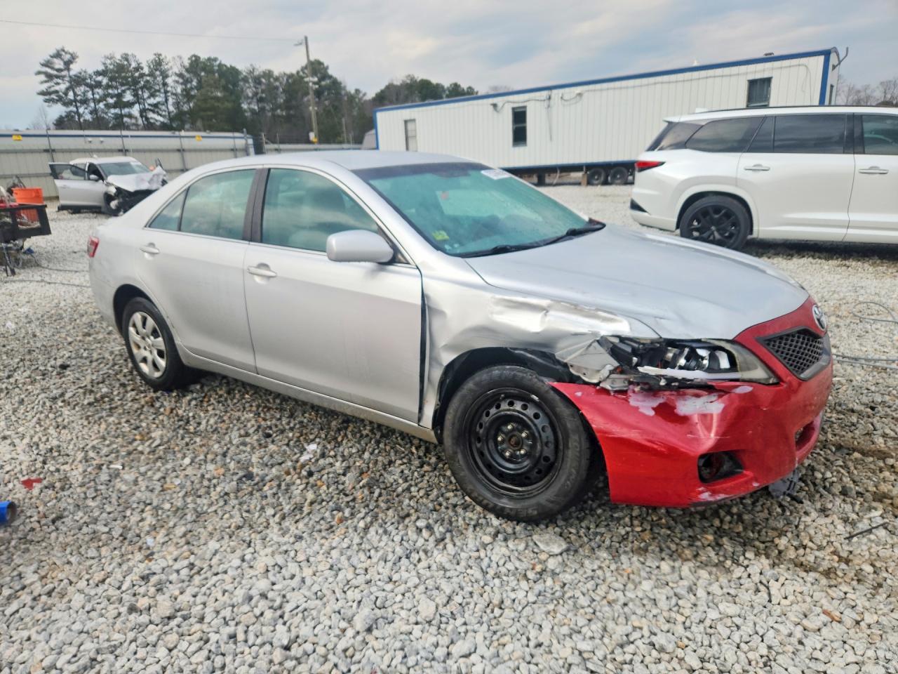 2011 Toyota Camry Base - Фото 4