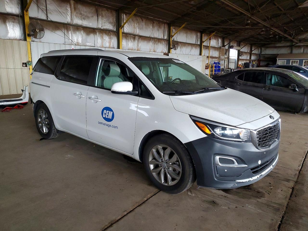 2020 Kia Sedona Lx - Фото 4