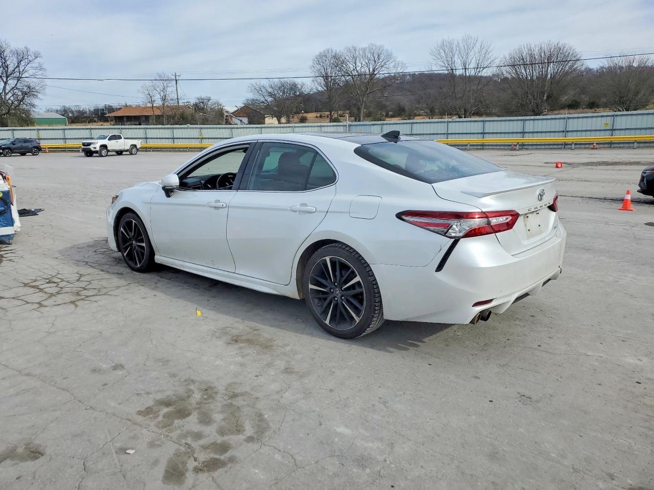 2019 Toyota Camry Xse - Фото 2