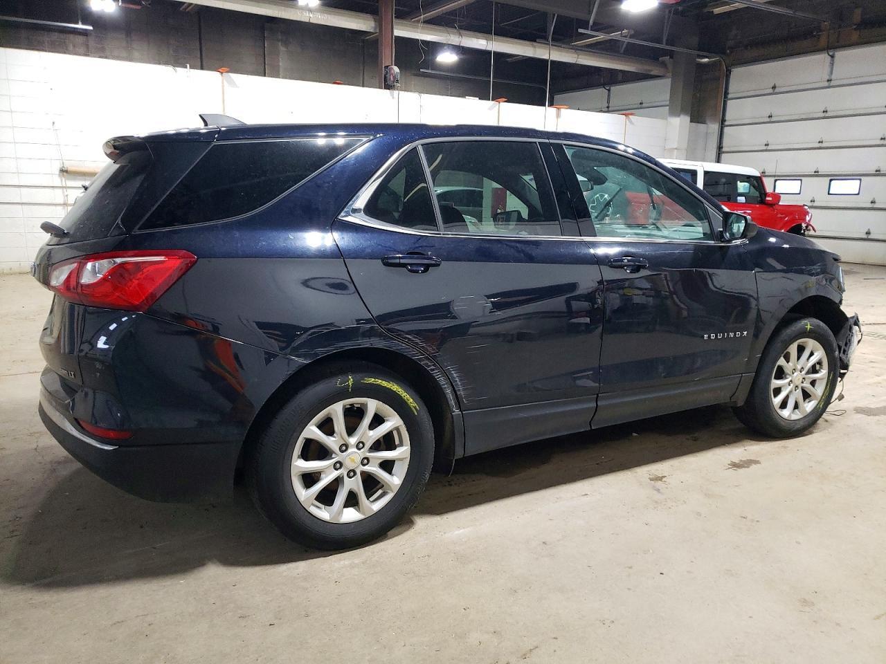 2020 Chevrolet Equinox Lt - Фото 3