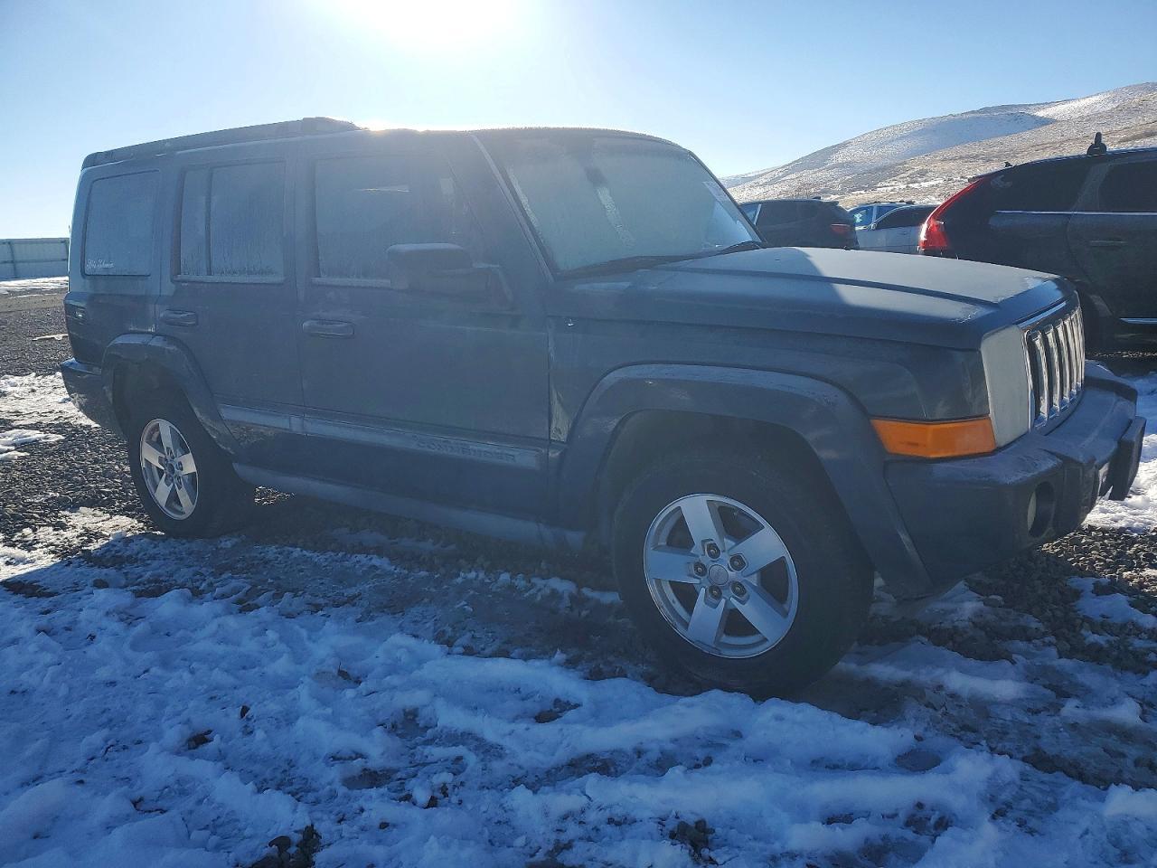 2008 Jeep Commander Sport - Фото 4