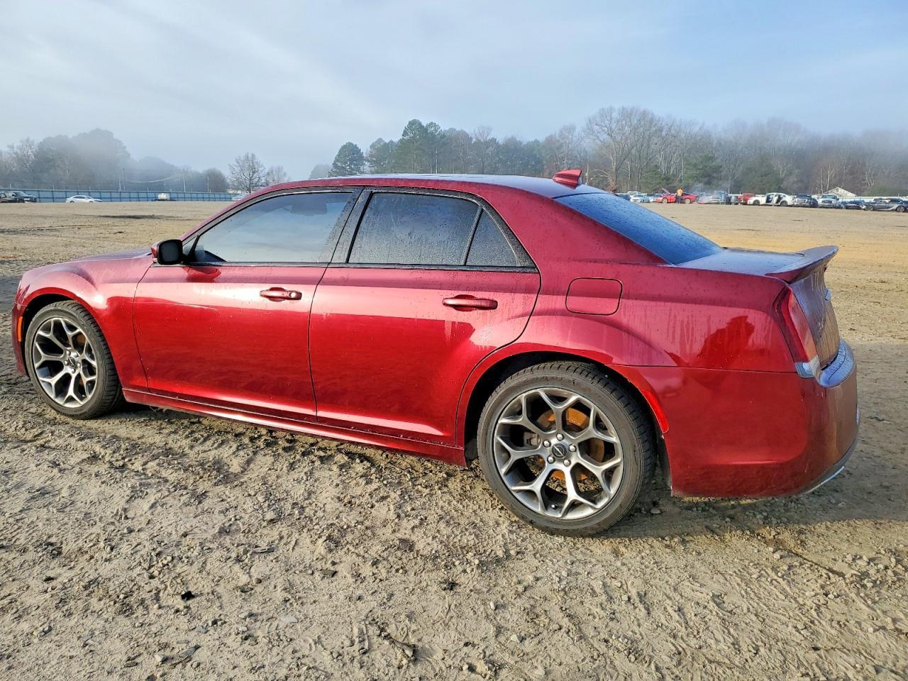 2018 Chrysler 300 300S - Фото 2