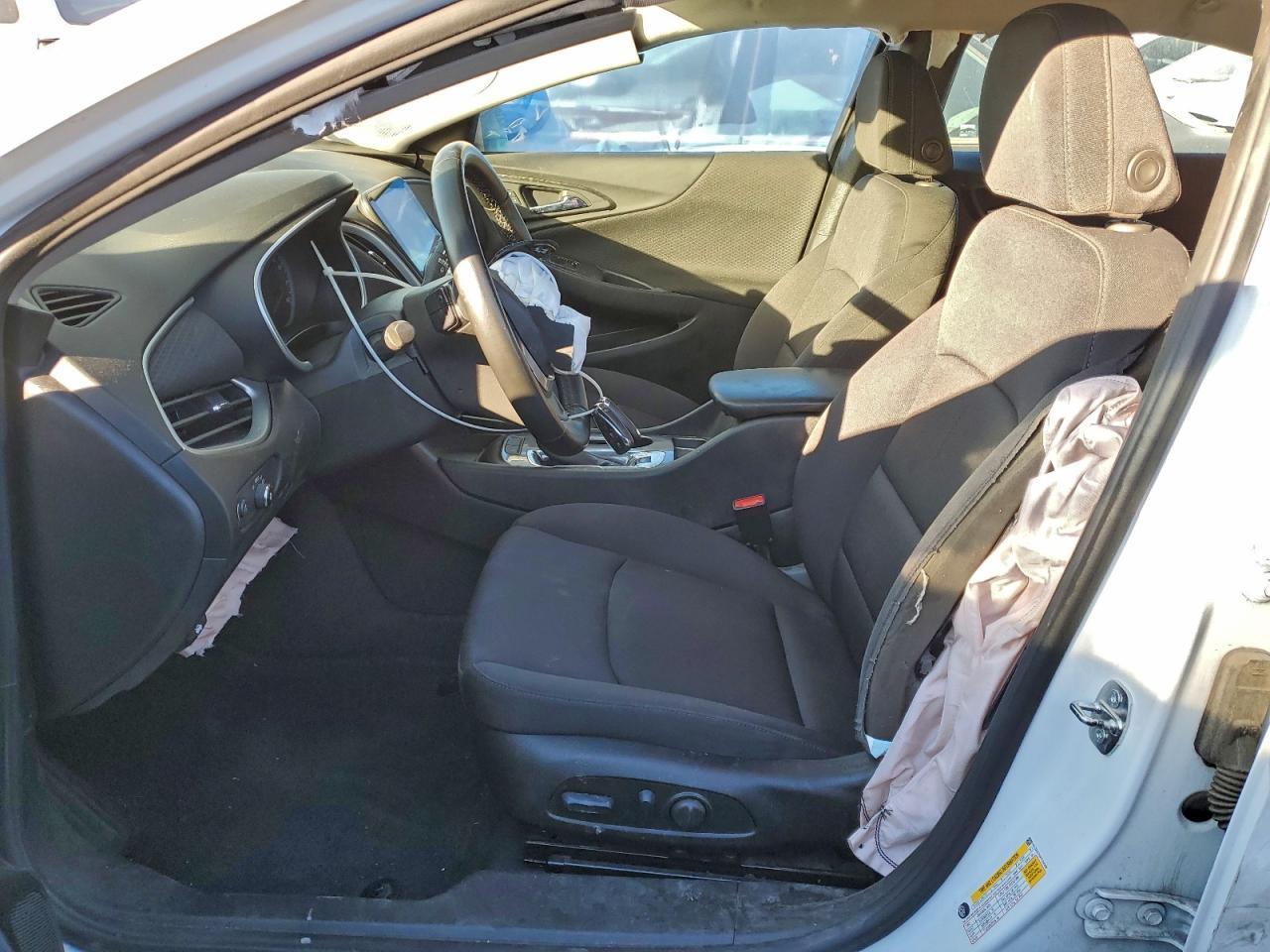 2023 Chevrolet Malibu Rs - Image 7