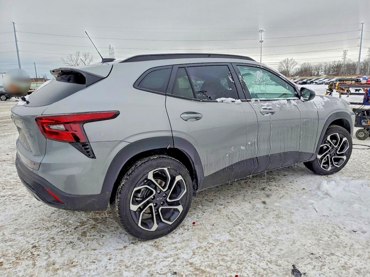 2025 Chevrolet Trax 2Rs - Image 3