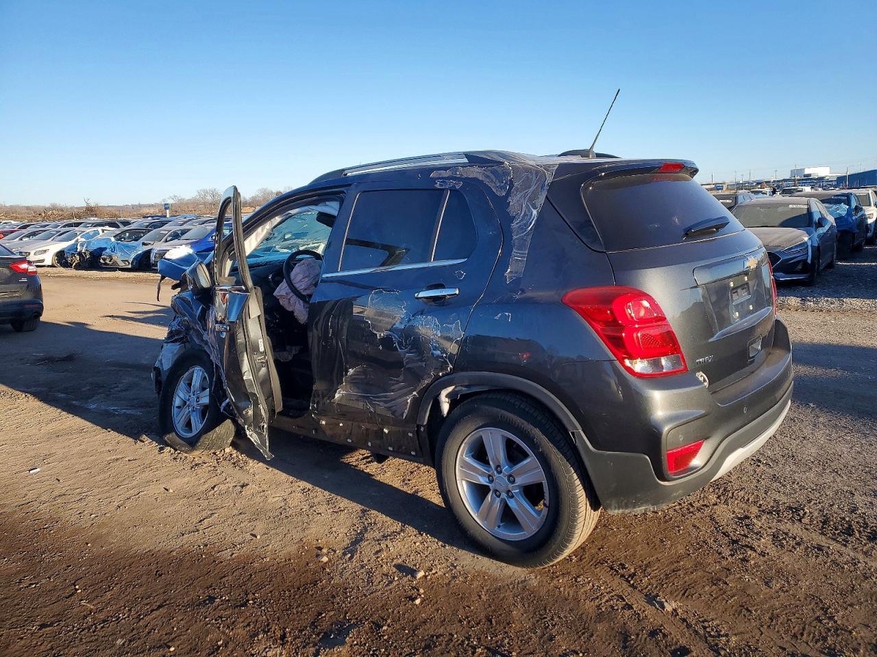 2018 Chevrolet Trax 1Lt - Image 2