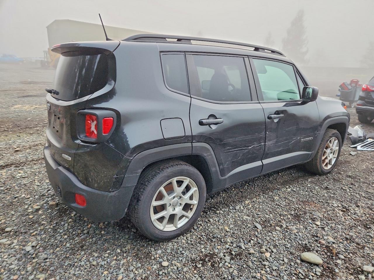 2019 Jeep Renegade Latitude - Image 3